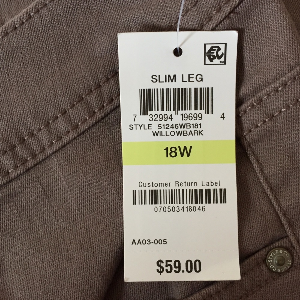 Petite Plus Size Tummy-Control Slim-Leg Jeans - Picture 5 of 6
